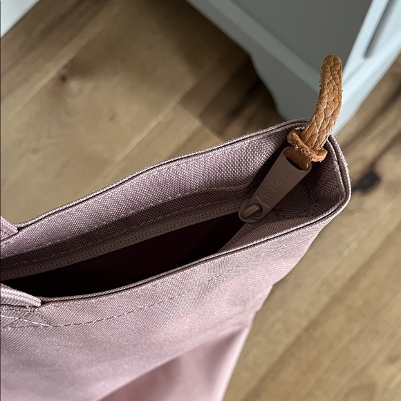 Herschel Supply Company Mica Ash Rose Tote - NWOT - Picture 5 of 5
